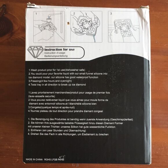 Bundle Sale 3 for $15 | Dr. Hetzner 4-Pack Diamond Shape Ice Cube Trays - Picture 4 of 14